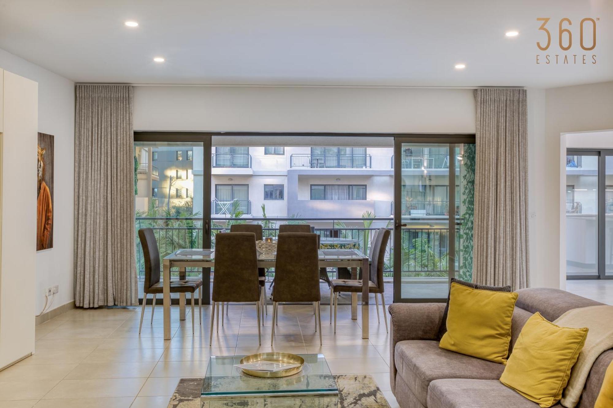 Apartment Designer, Luxurious 3br In Pender Gardens By 360 Estates