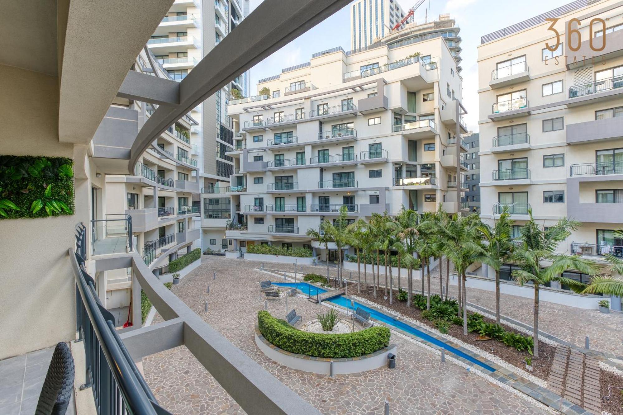 Designer, Luxurious 3br In Pender Gardens By 360 Estates Saint Julian's