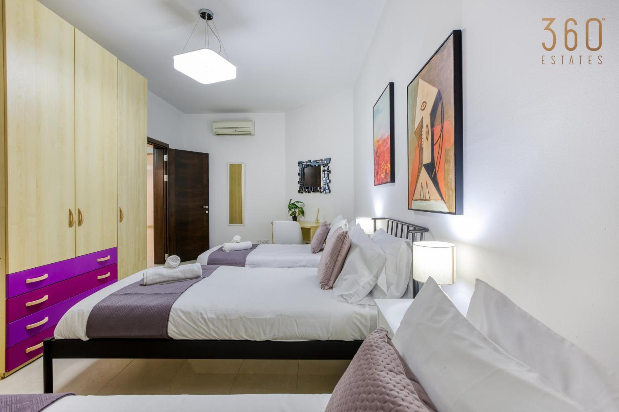 Apartment Designer, Luxurious 3br In Pender Gardens By 360 Estates Saint Julian's