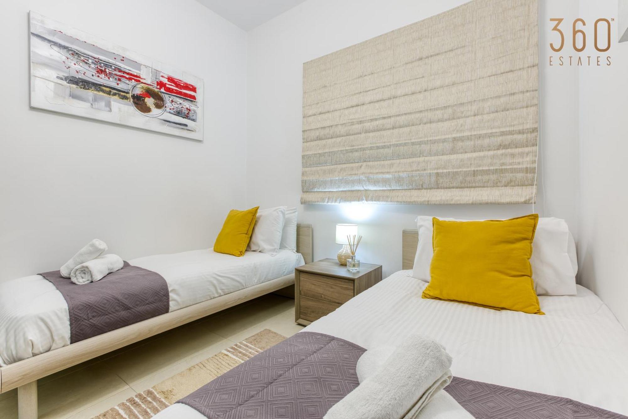 Designer, Luxurious 3br In Pender Gardens By 360 Estates Saint Julian's