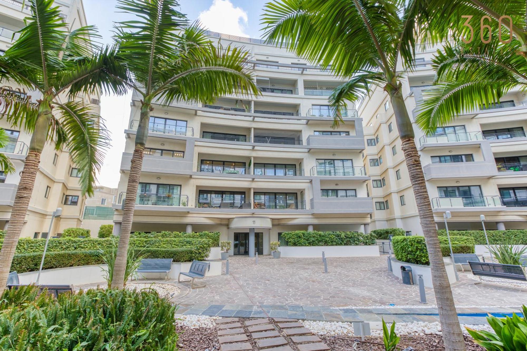 Designer, Luxurious 3br In Pender Gardens By 360 Estates Apartment