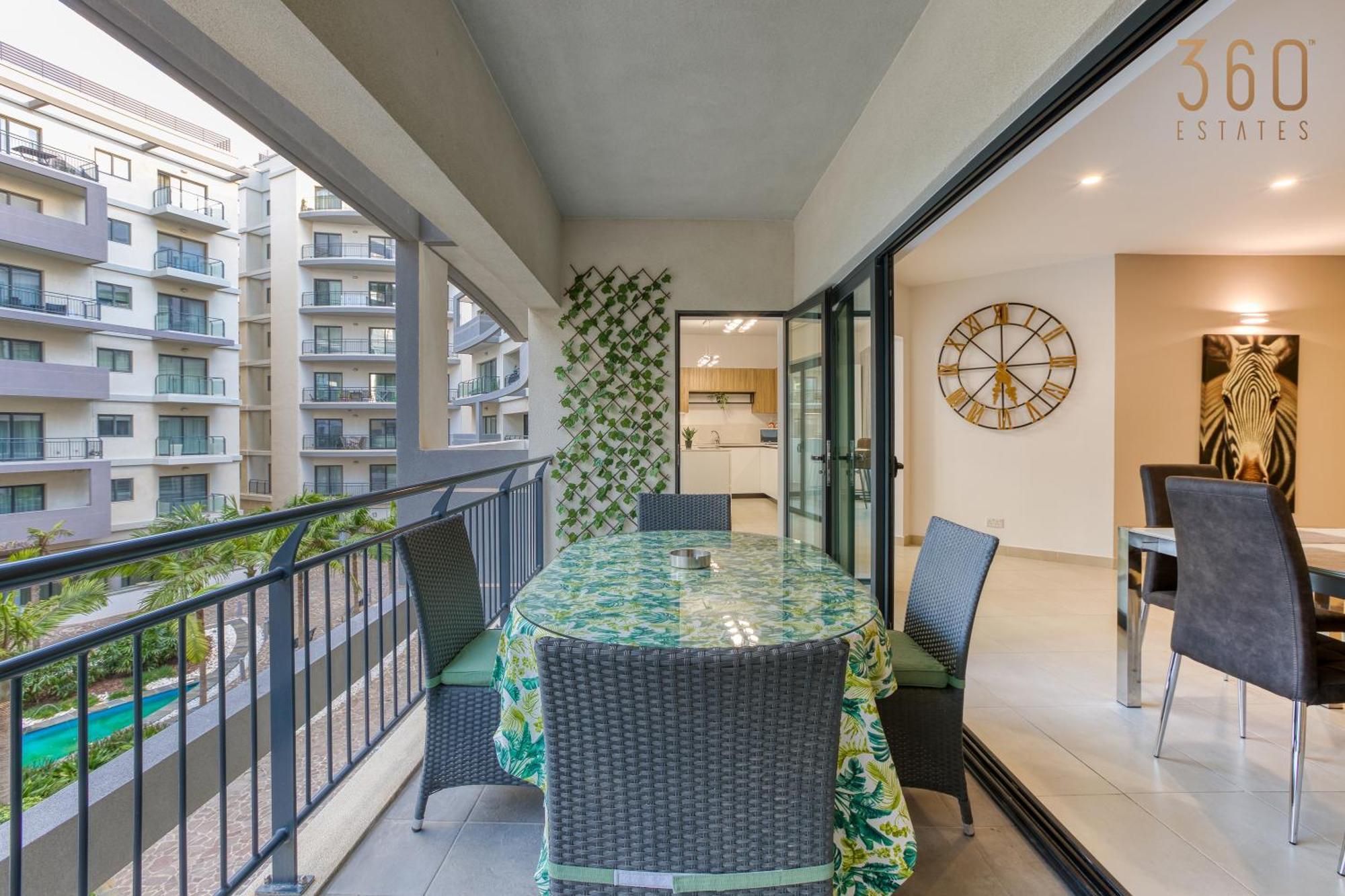 Designer, Luxurious 3br In Pender Gardens By 360 Estates Saint Julian's