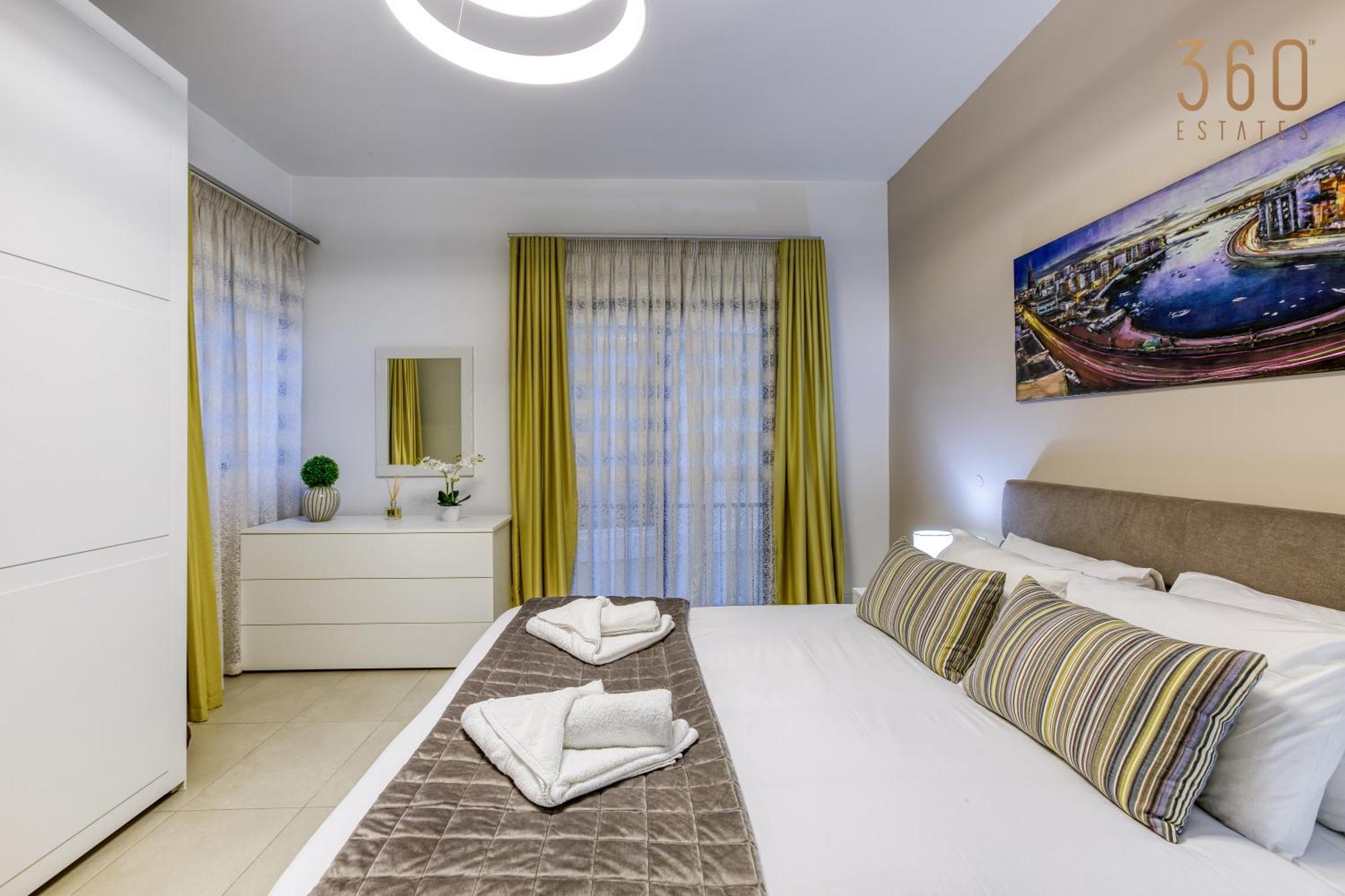 Designer, Luxurious 3br In Pender Gardens By 360 Estates Apartment